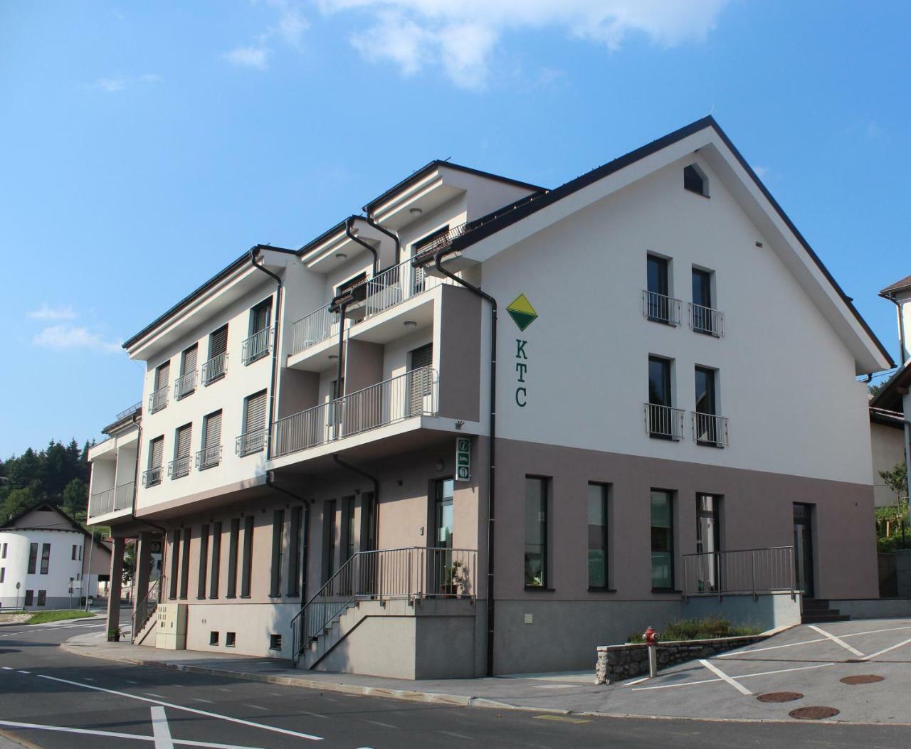 Hotel Oskar Hrib-Loski Potok Dış mekan fotoğraf